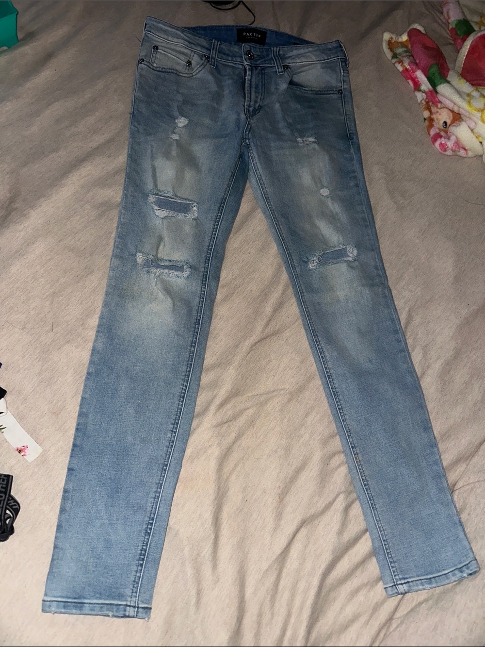 PacSun Light Wash Ripped Skinny Jeans